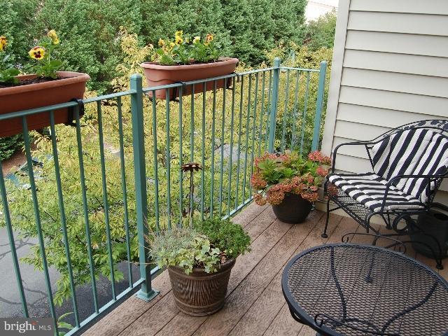 11910 Breton Court, Unit 3B Reston, VA 20191 - Photo 27 of 28 Exterior (Front)