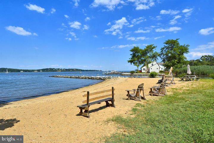 987 Shore Acres Road Arnold, MD 21012 - Photo 32 of 34 Community beach
