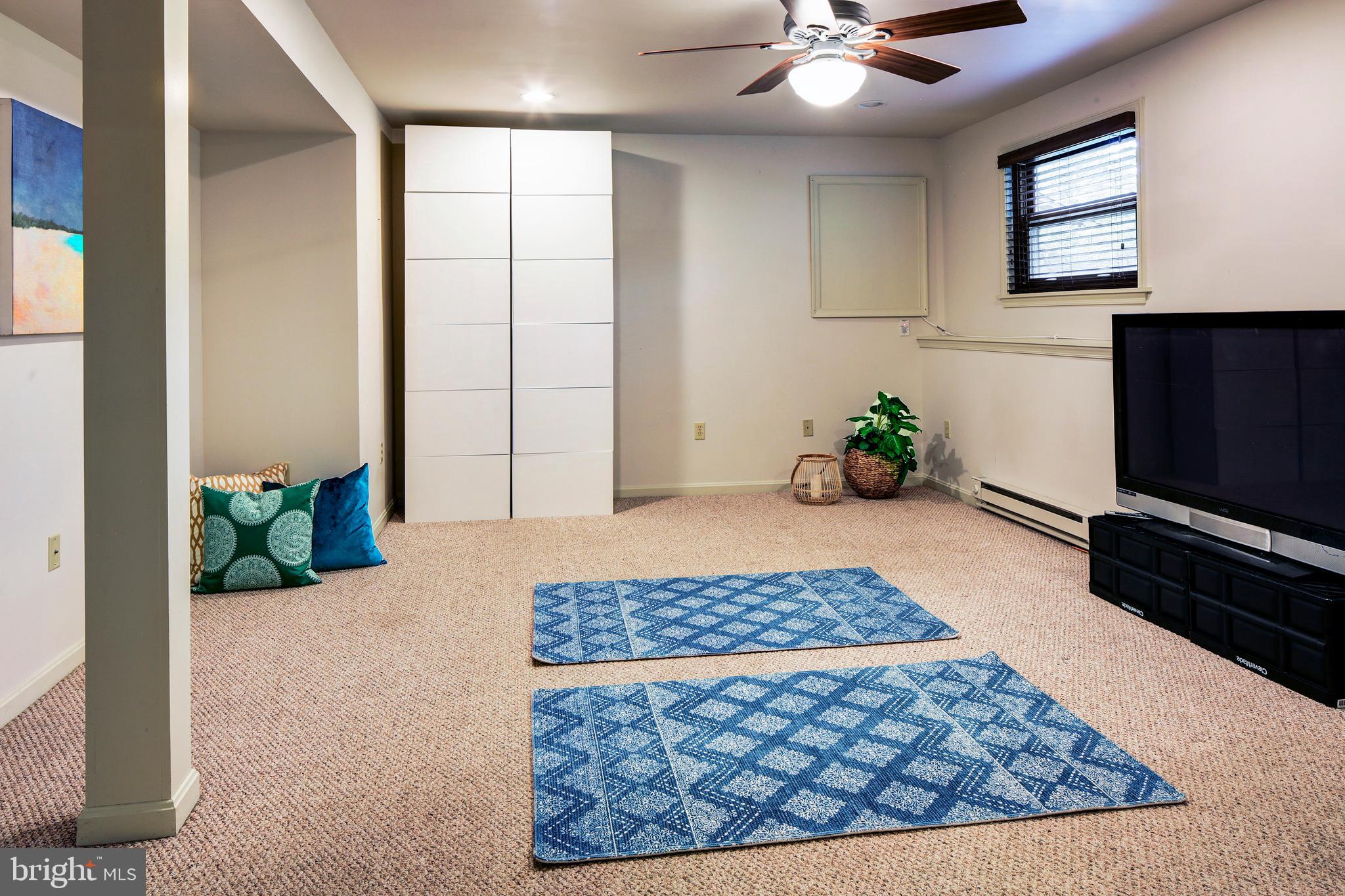 987 Shore Acres Road Arnold, MD 21012 - Photo 9 of 34 Lower level bedroom/oofice/exercise