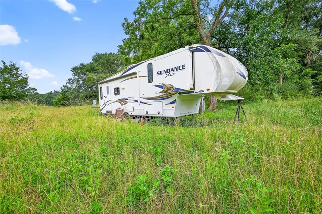 $249,000 | 14132 North Old Highway 35 Road, Moscow, TX 75960