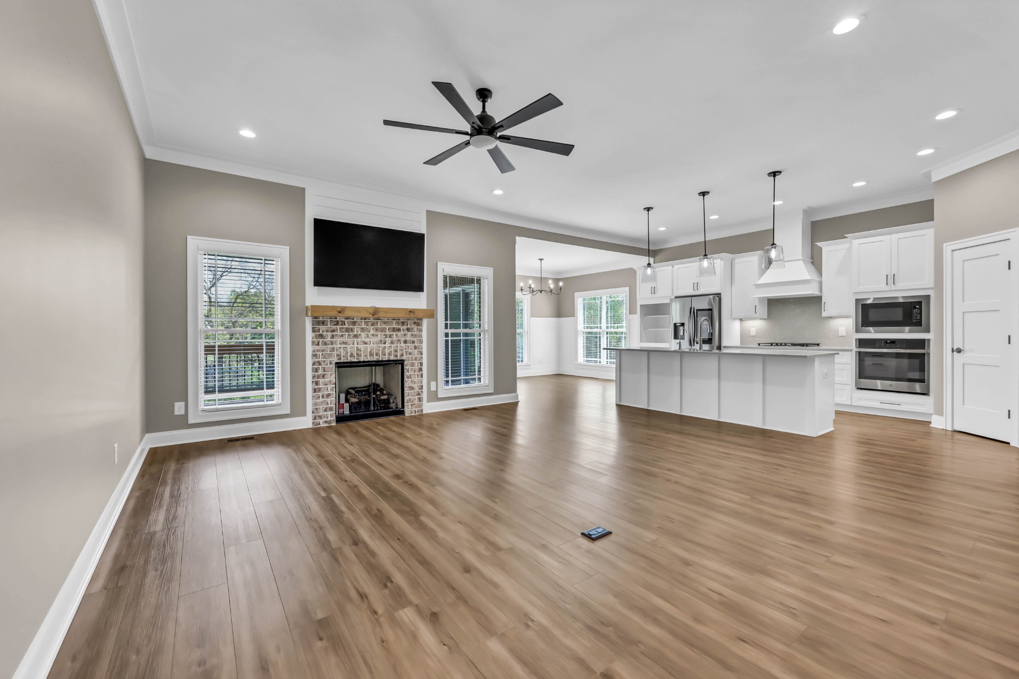 282 Martha Morgan Way Cunningham, TN 37052 - Photo 7 of 36