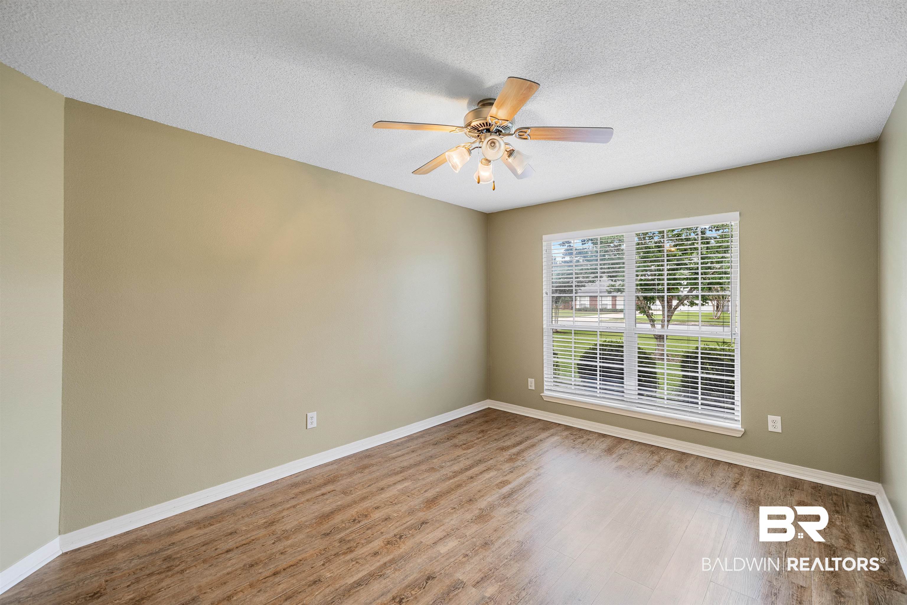 12892 Hunters Chase Foley, AL 36535 - Photo 8 of 40 Study