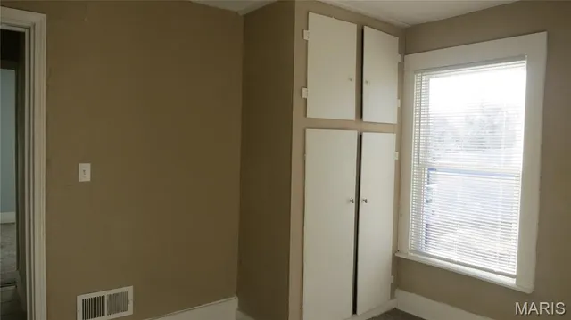 $75,000 | 3034 Glenwood Avenue, Alton, IL 62002