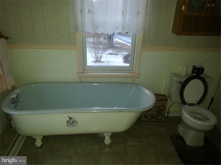 610 Freemansville Road Reading, PA 19607 - Photo 17 of 20 Gallery Image 17