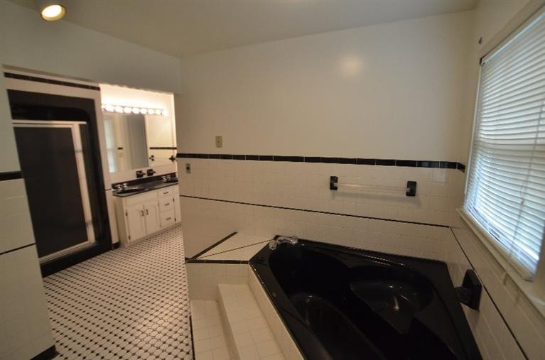 655 Caudill Road Stanton, KY 40380 - Photo 43 of 60 As you can see this bathroom has plenty