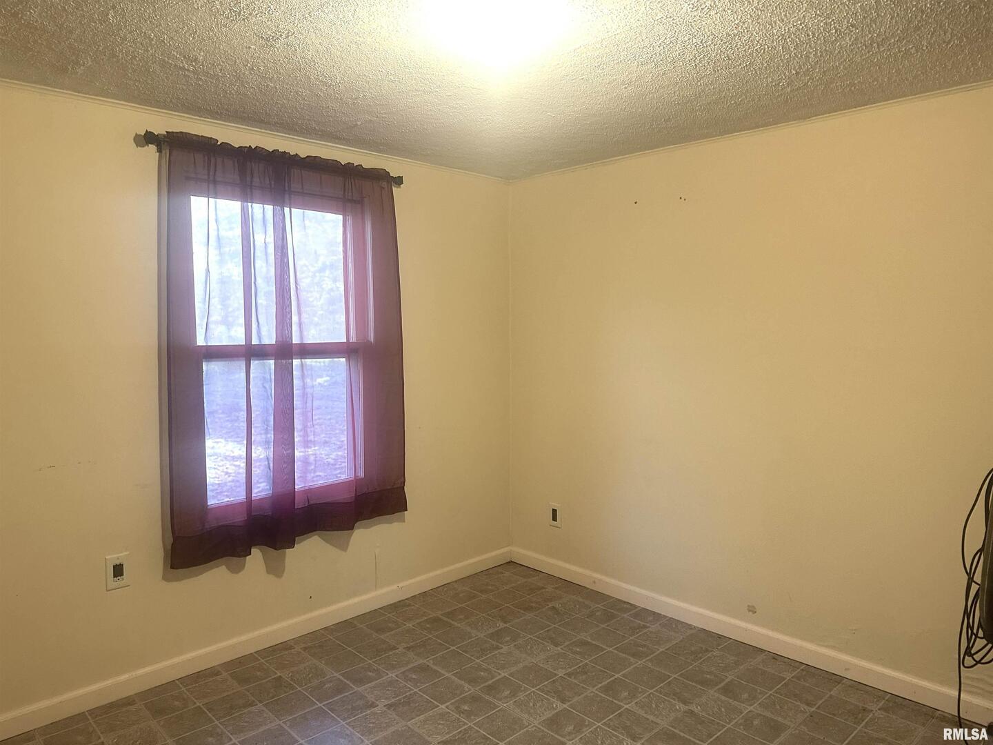 138 Worthen Road Murphysboro, IL 62966 - Photo 12 of 25