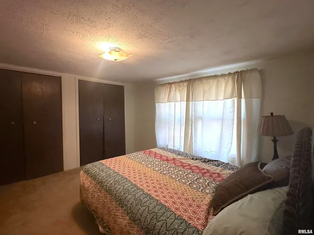 $115,000 | 138 Worthen Road, Murphysboro, IL 62966