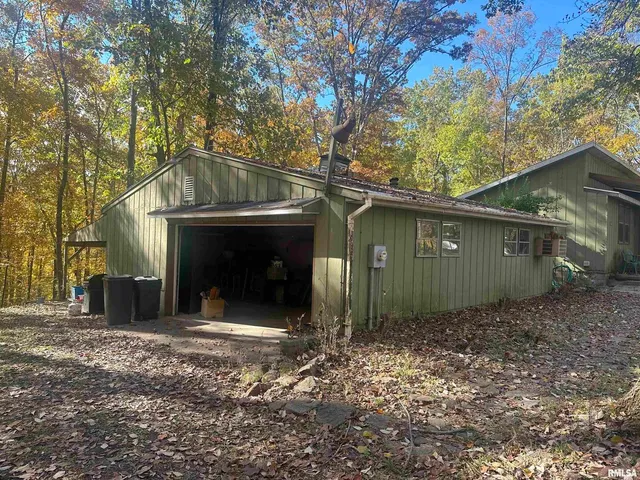 $115,000 | 138 Worthen Road, Murphysboro, IL 62966