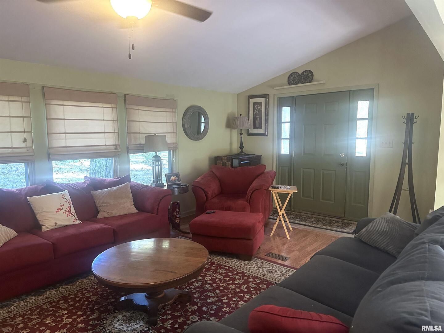 138 Worthen Road Murphysboro, IL 62966 - Photo 2 of 25