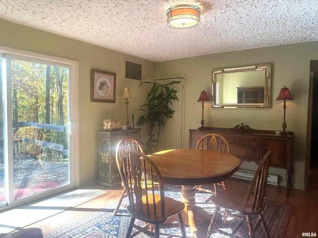 $115,000 | 138 Worthen Road, Murphysboro, IL 62966