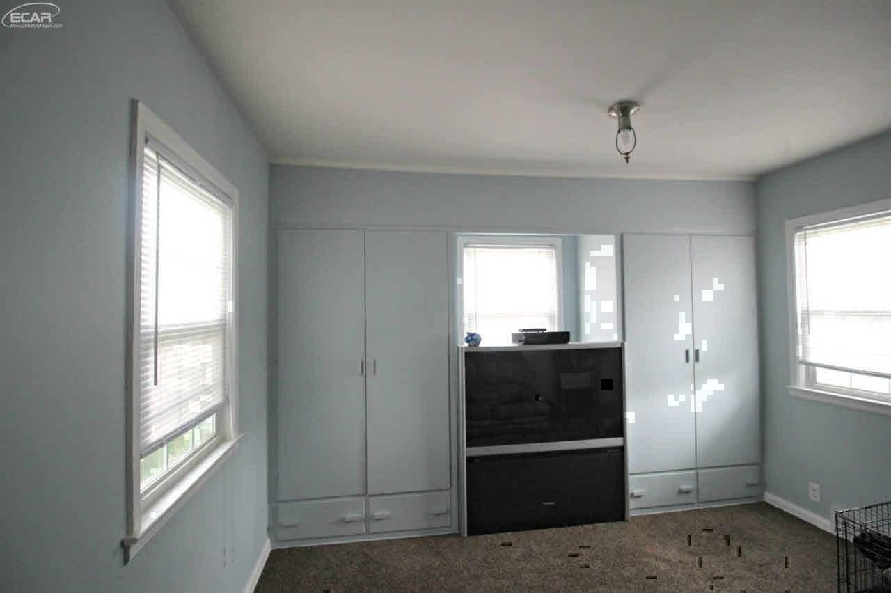 7139 Johnson Road Flushing, MI 48433 - Photo 18 of 31 21362999-17.JPG