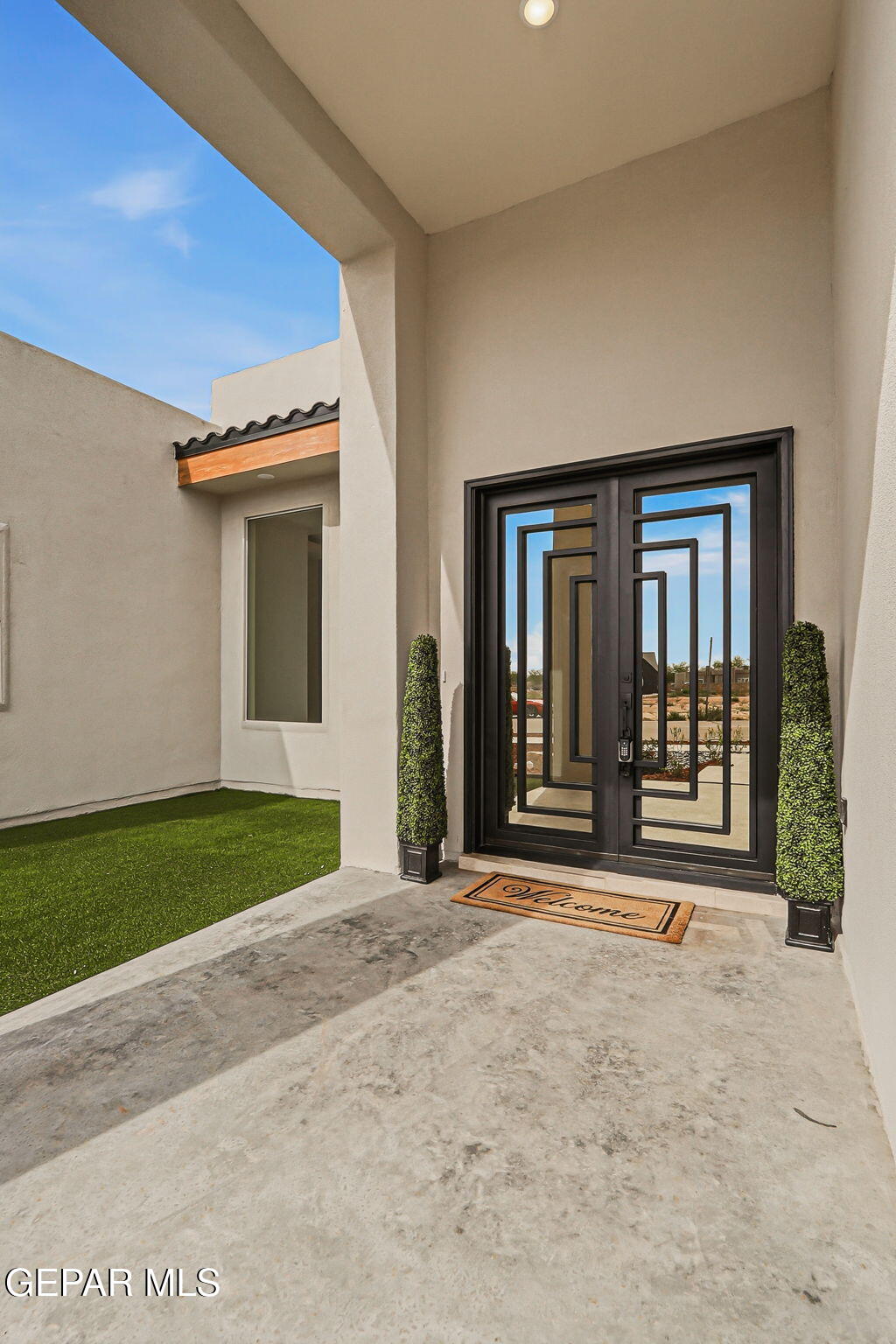5640 Rio Bonito Circle El Paso, TX 79932 - Photo 6 of 47 7-web-or-mls-IMG_4101