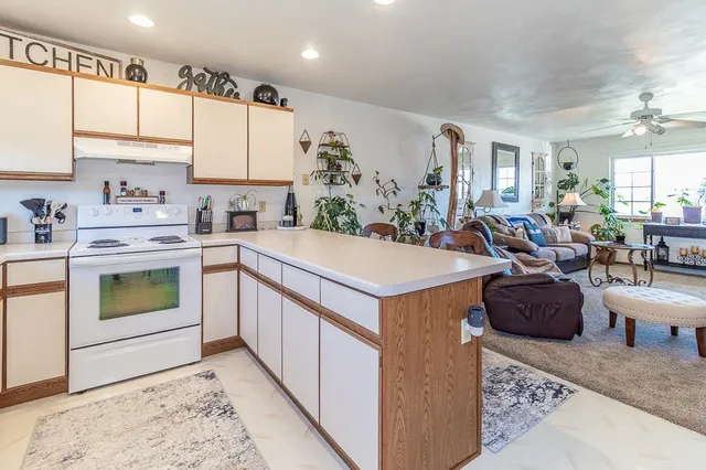 $219,900 | 115 William Court, Hortonville, WI 54944