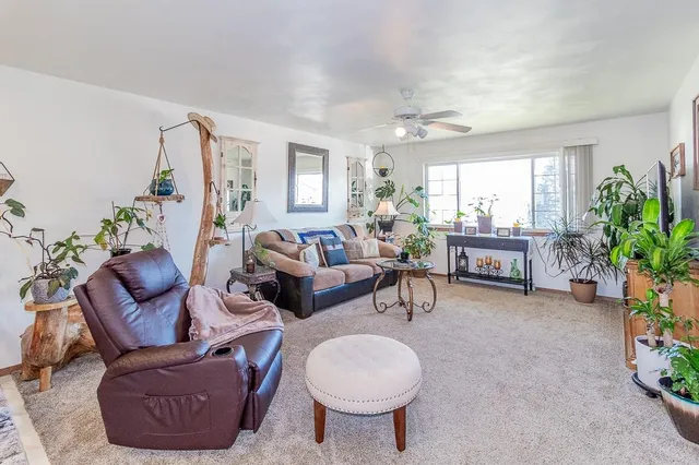 $219,900 | 115 William Court, Hortonville, WI 54944