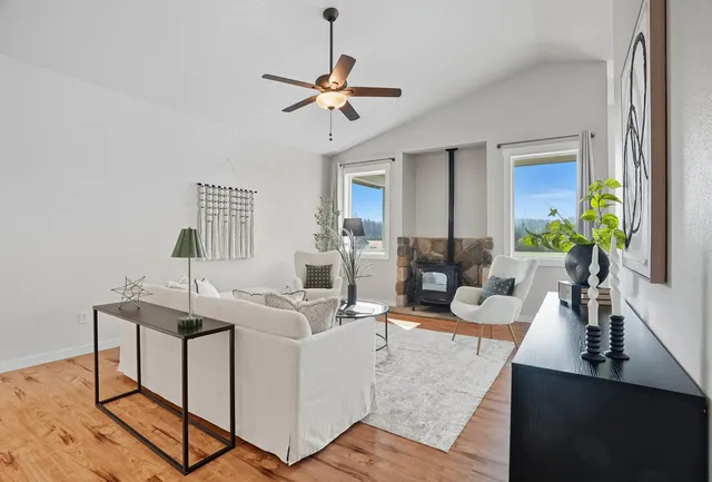 $645,000 | 12222 East Nelson Road, Elk, WA 99009