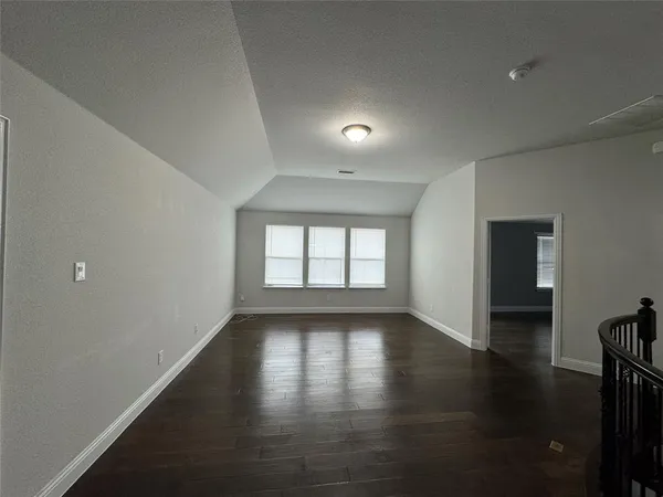 $3,500 | 901 Sunrise Drive, Kennedale, TX 76060