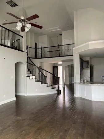 $3,500 | 901 Sunrise Drive, Kennedale, TX 76060