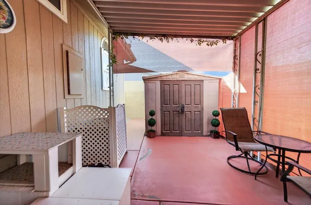 $180,000 | 105 West Herndon Avenue, Unit 3, Fresno, CA 93704