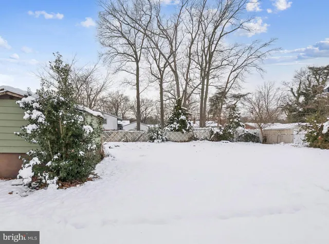 $360,000 | 336 Larch Road, Mount Laurel, NJ 08054