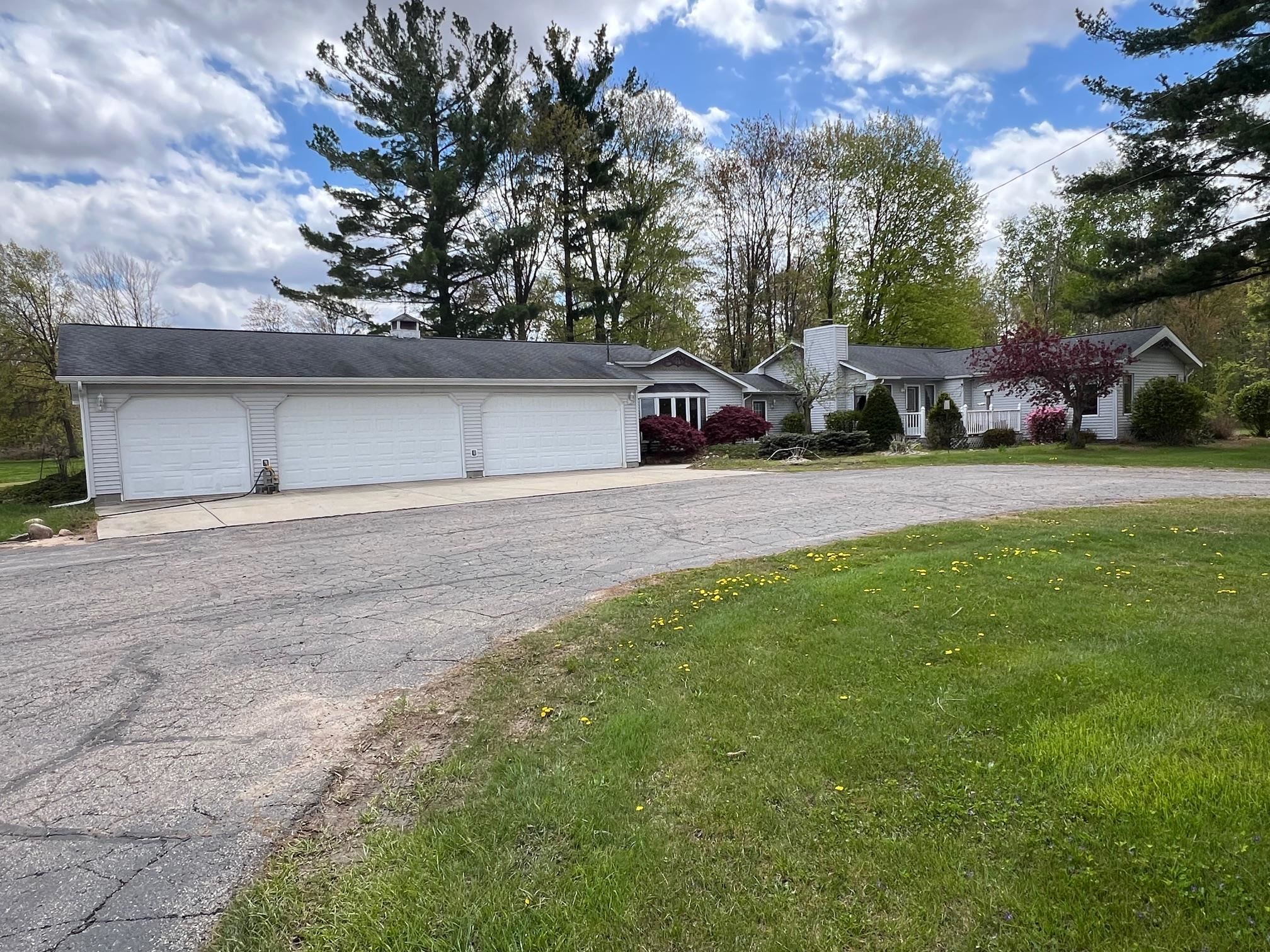 21403 Swan Creek Road Merrill, MI 48637 - Photo 4 of 68