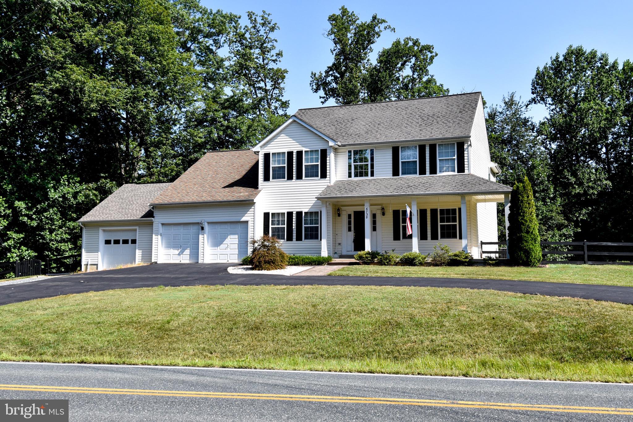 6738 Token Valley Road Manassas, VA 20112 - Photo 2 of 50 Exterior Front