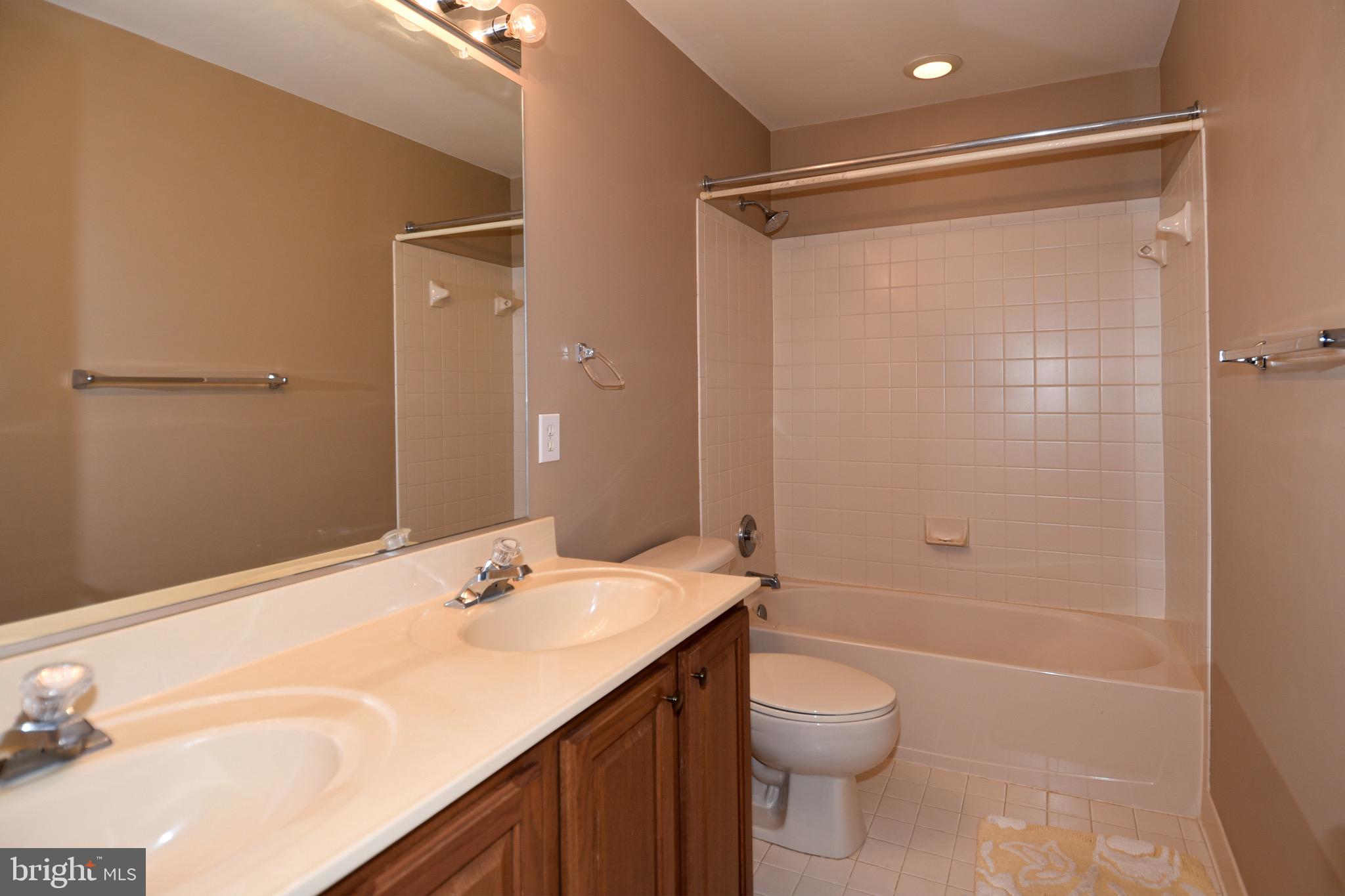 6738 Token Valley Road Manassas, VA 20112 - Photo 28 of 50 Bathroom