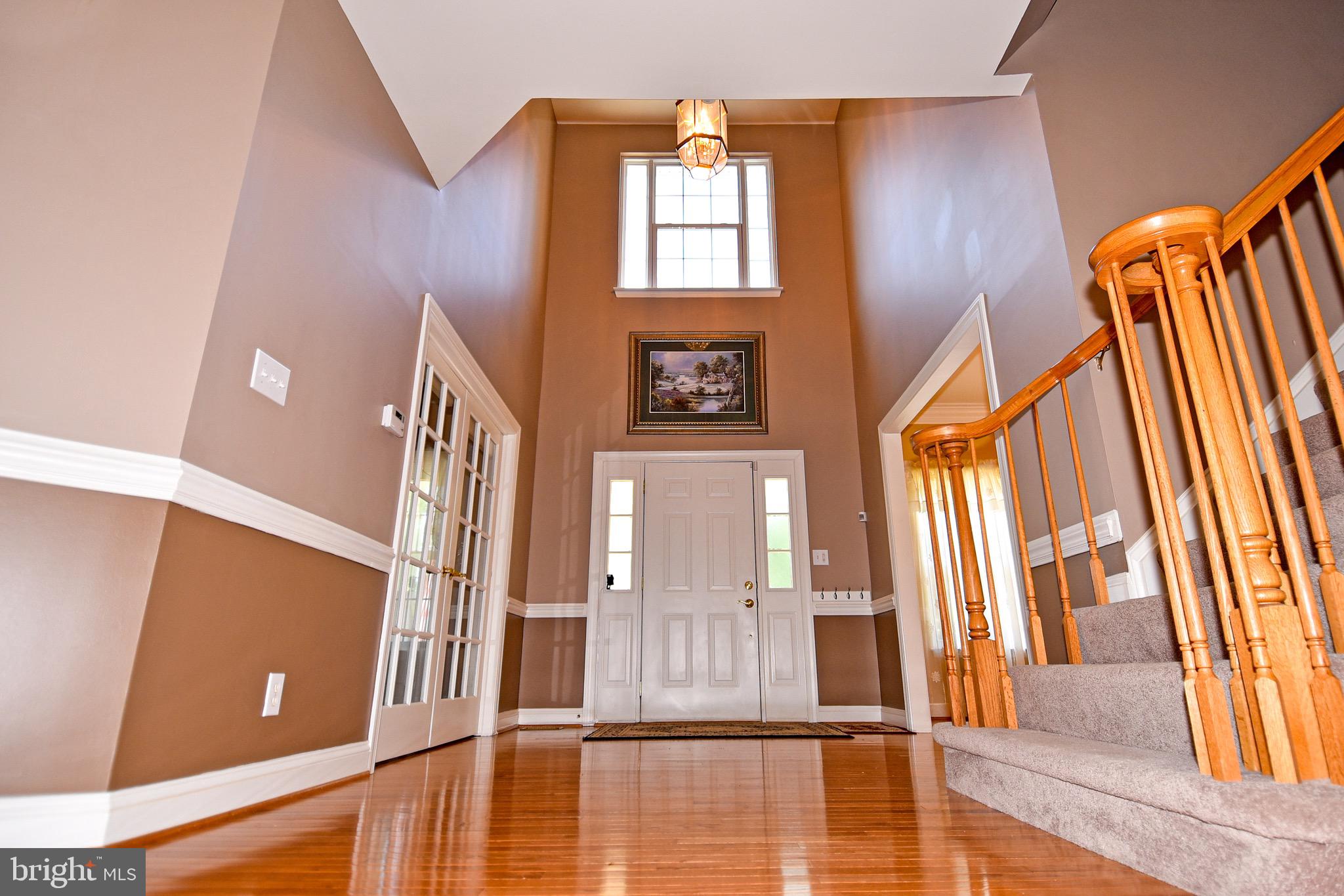 6738 Token Valley Road Manassas, VA 20112 - Photo 4 of 50 Foyer