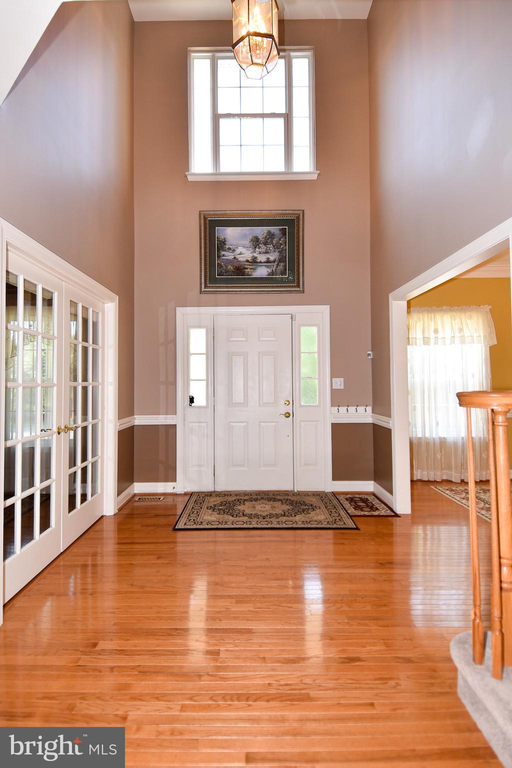 6738 Token Valley Road Manassas, VA 20112 - Photo 5 of 50 Foyer