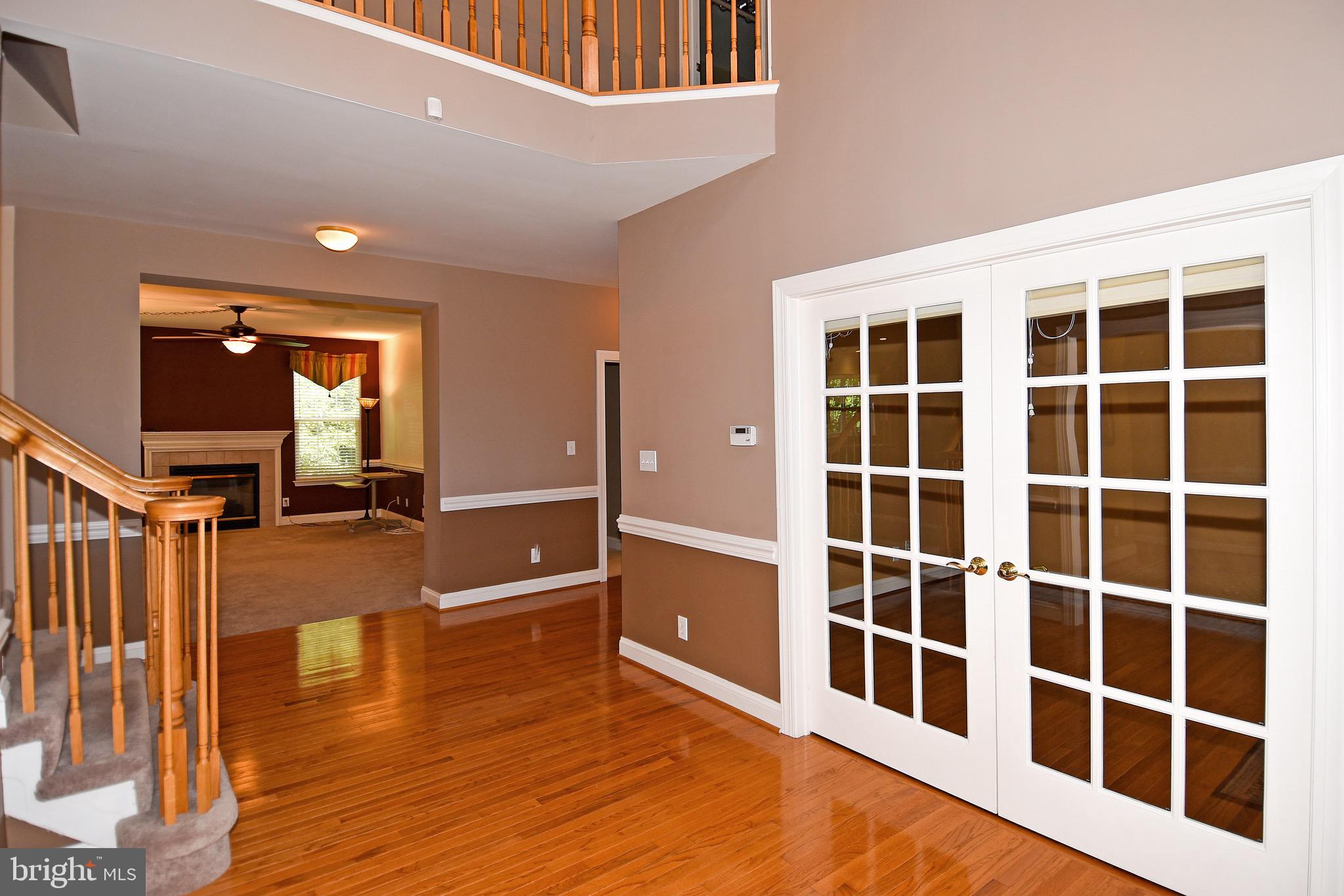6738 Token Valley Road Manassas, VA 20112 - Photo 6 of 50 Foyer