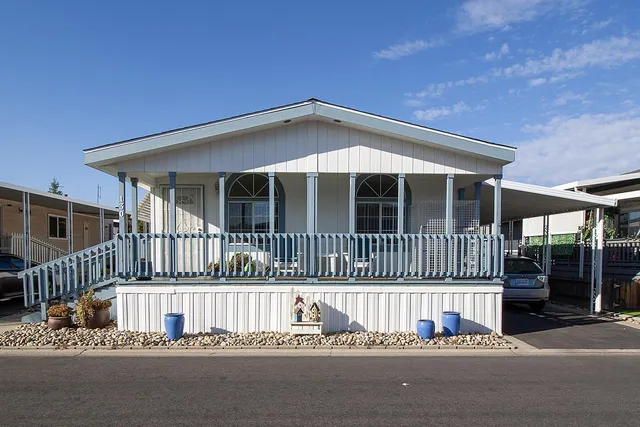 $129,500 | 221 West Herndon Avenue, Unit 130, Fresno, CA 93704