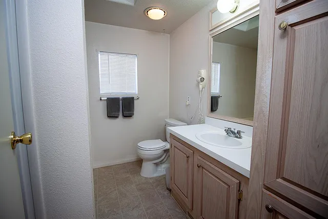 $129,500 | 221 West Herndon Avenue, Unit 130, Fresno, CA 93704