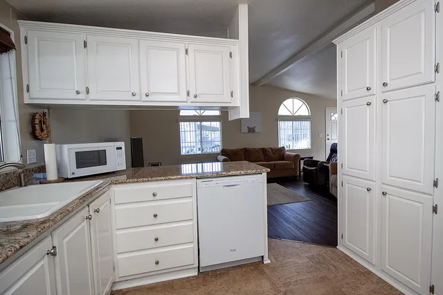 $129,500 | 221 West Herndon Avenue, Unit 130, Fresno, CA 93704