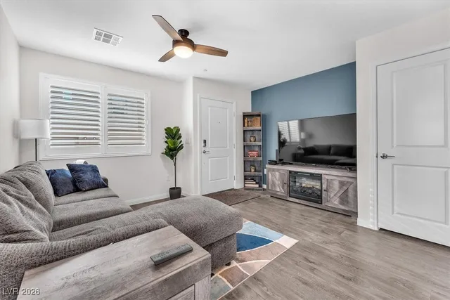 $295,000 | 2814 Riverside Gold Court, North Las Vegas, NV 89086