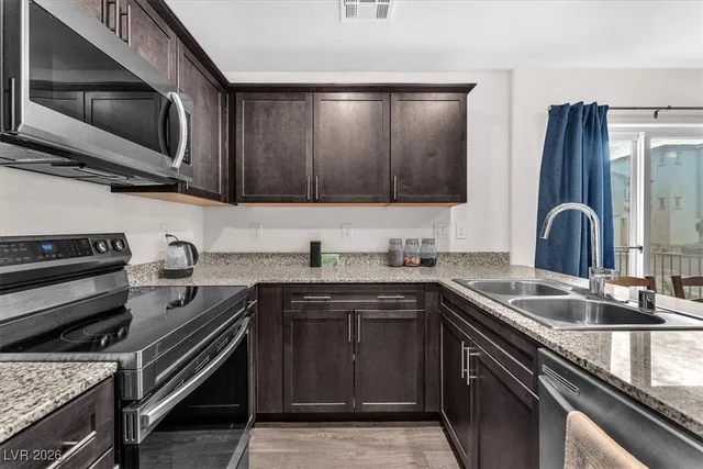 $295,000 | 2814 Riverside Gold Court, North Las Vegas, NV 89086