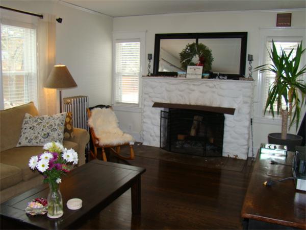 21 Border Road Natick, MA 01760 - Photo 7 of 17