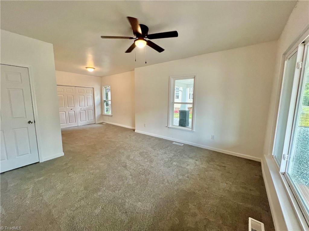 211 Spring Street Thomasville, NC 27360 - Photo 13 of 27 Primary on Main