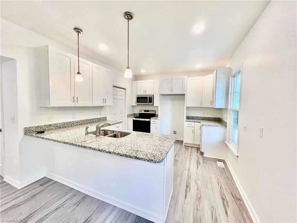 211 Spring Street Thomasville, NC 27360 - Photo 9 of 27 Gallery Image 9