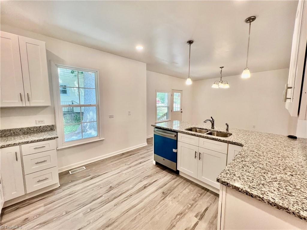 211 Spring Street Thomasville, NC 27360 - Photo 10 of 27 Gallery Image 10