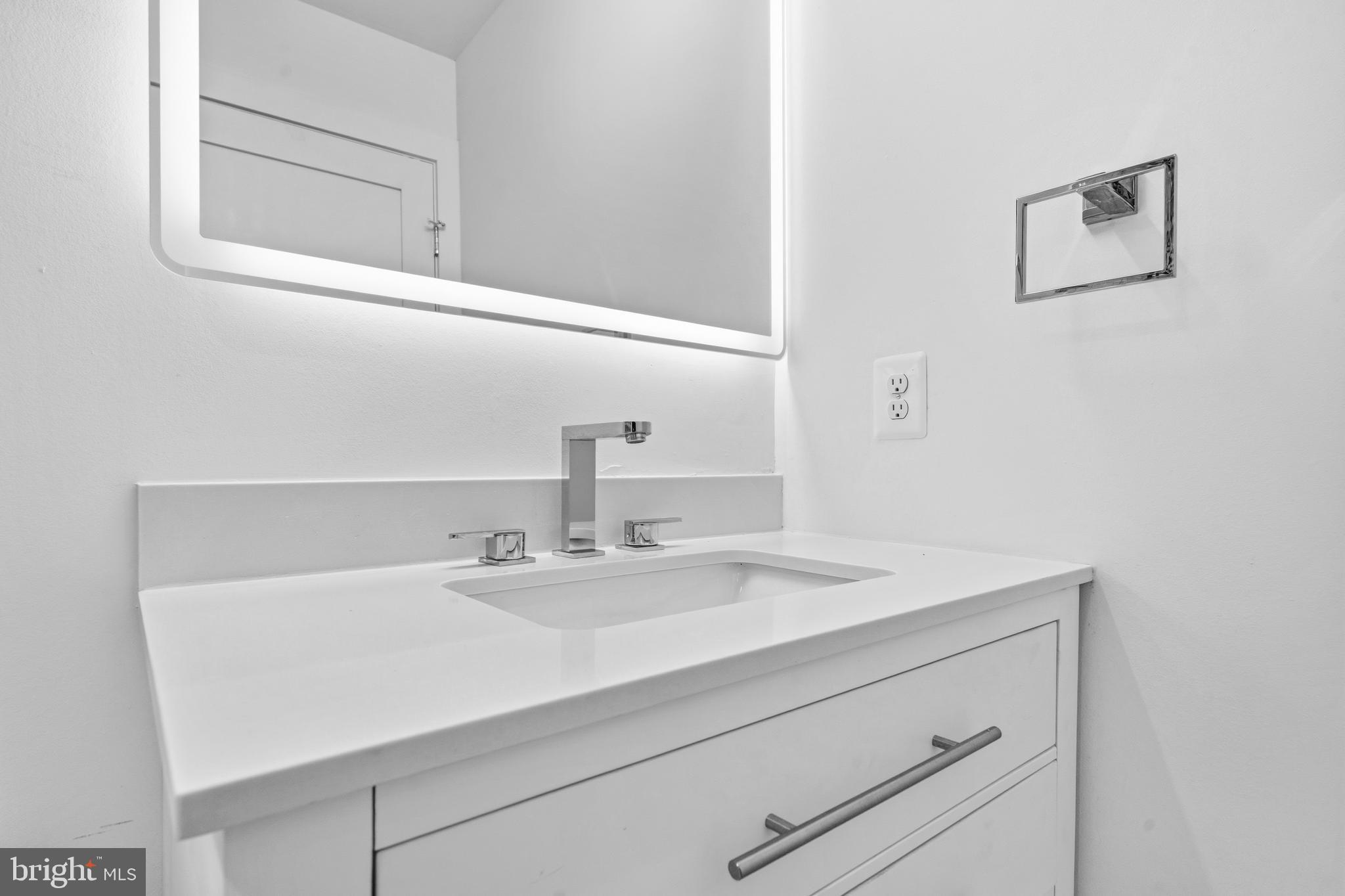 1414 5th Street Northwest, Unit A Washington, DC 20001 - Photo 37 of 48 Bathroom #3