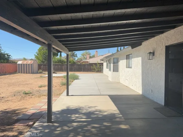 $555,000 | 13839 Rincon Road, Apple Valley, CA 92307