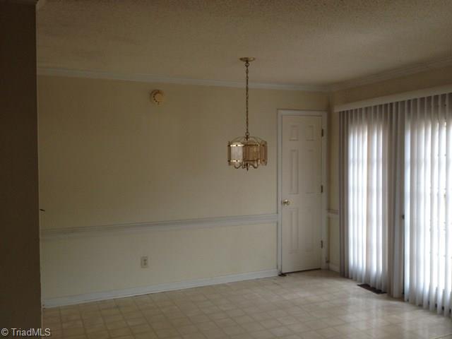 3702 Country Ridge Road Greensboro, NC 27405 - Photo 3 of 8 Gallery Image 3