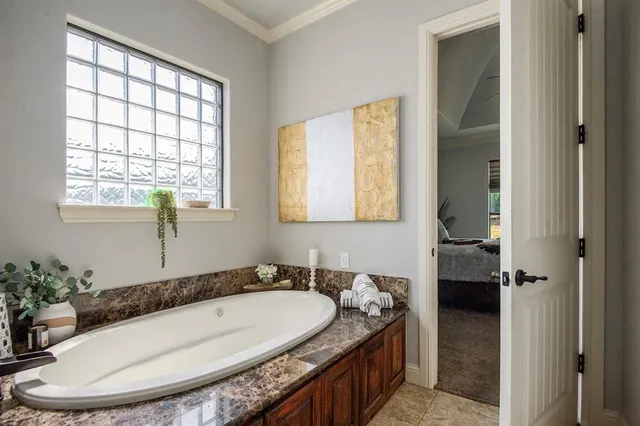 $1,325,000 | 6909 Heritage Oaks Drive, Mansfield, TX 76063