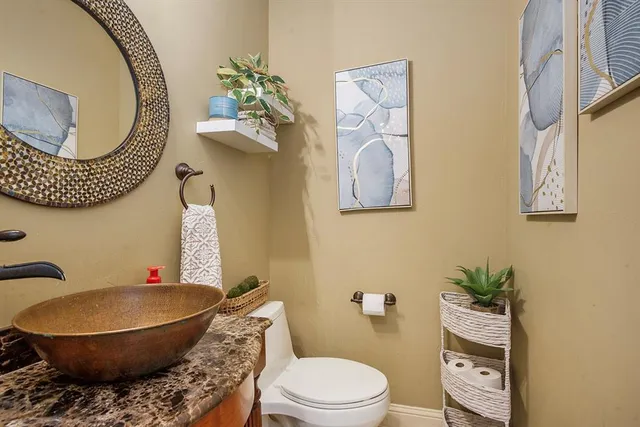 $1,325,000 | 6909 Heritage Oaks Drive, Mansfield, TX 76063