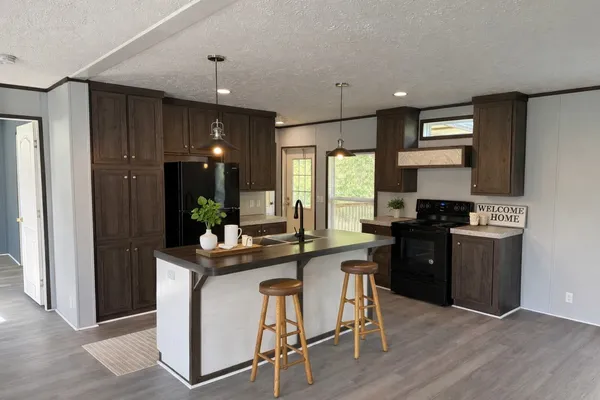 $235,000 | 532 Pointe Lane, Lafayette, TN 37083