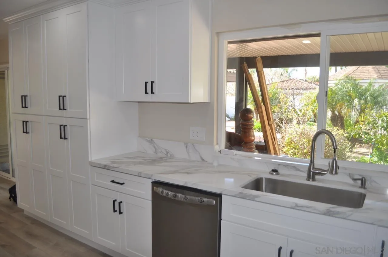 4121 Conrad Drive Spring Valley, CA 91977 - Photo 4 of 26