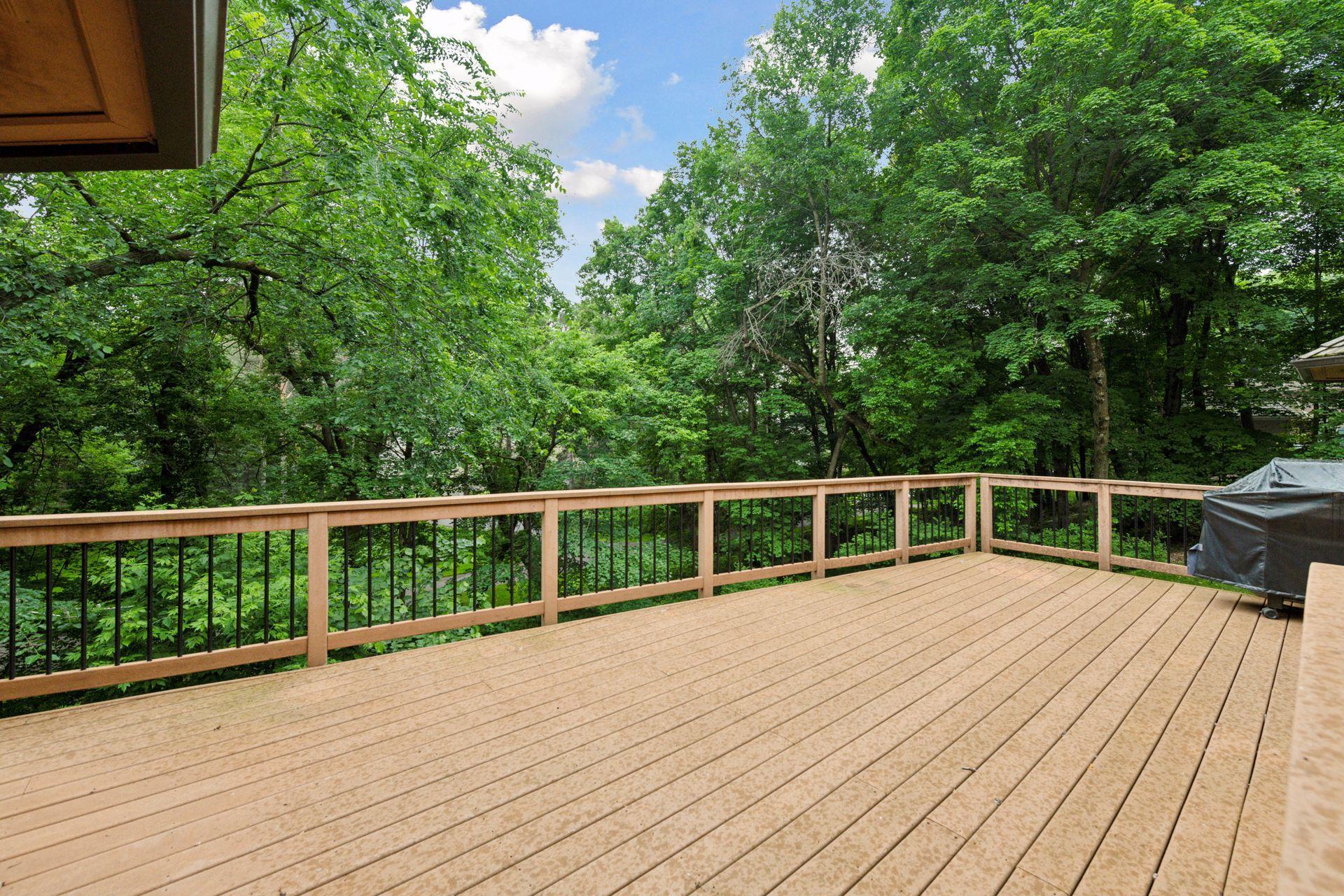 5705 Ridge Road Shorewood, MN 55331 - Photo 18 of 37