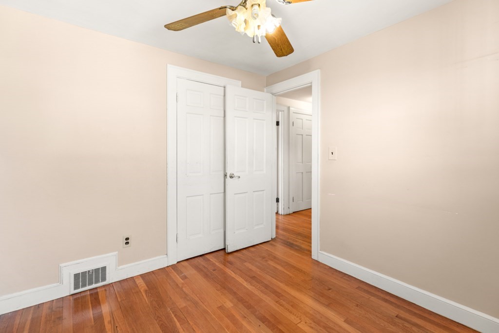 9 Pilgrim Road Watertown, MA 02472 - Photo 20 of 27 Gallery Image 20
