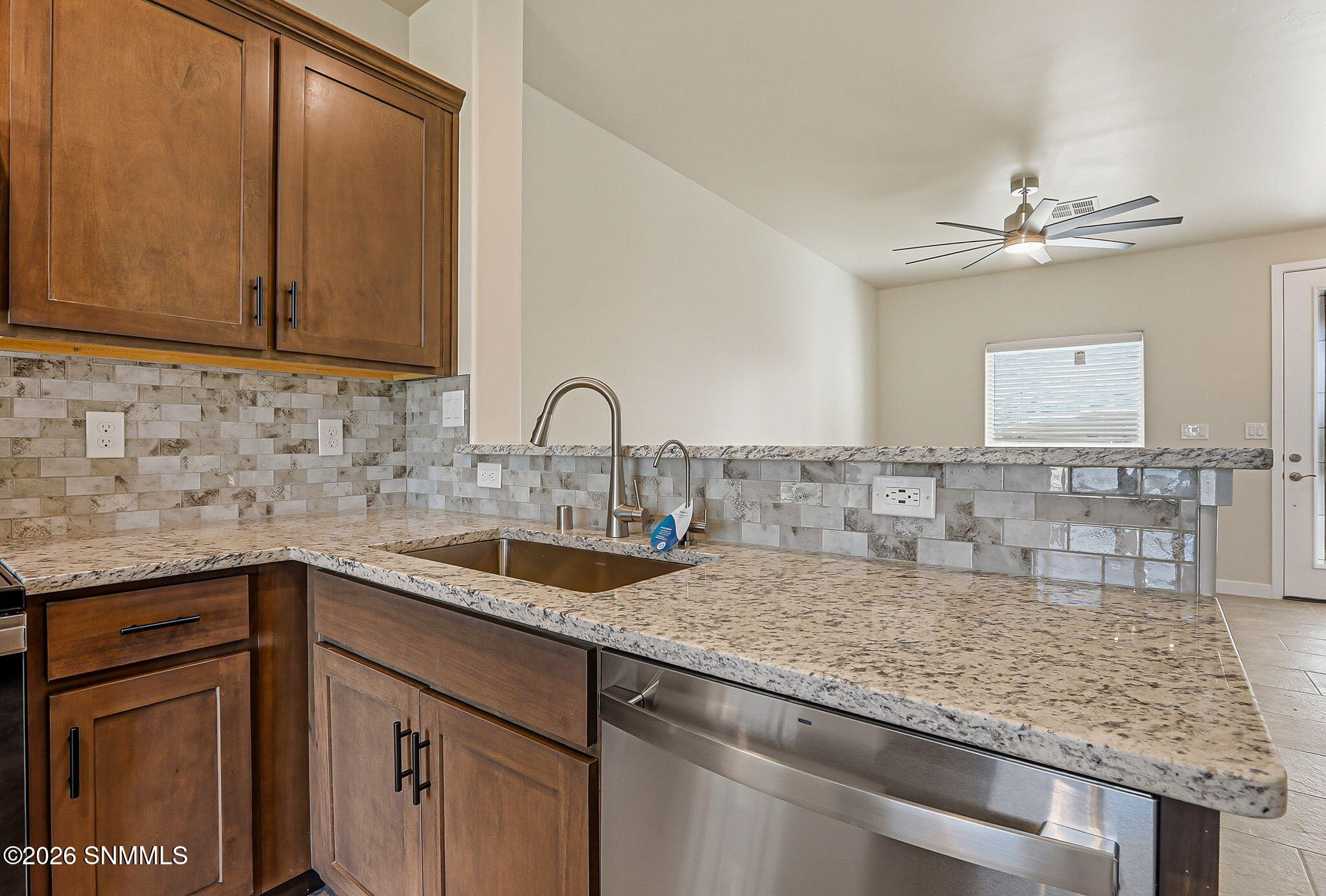 4128 Puertecito Road Las Cruces, NM 88012 - Photo 11 of 22 Kitchen