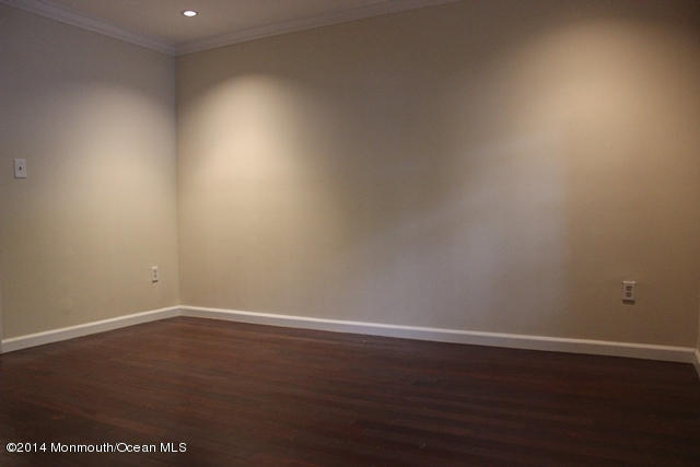 200 Portland Road, Unit D5 Highlands, NJ 07732 - Photo 15 of 23 Bedroom 3