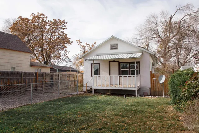 $179,000 | 717 Northwest 2nd Street, Ontario, OR 97914